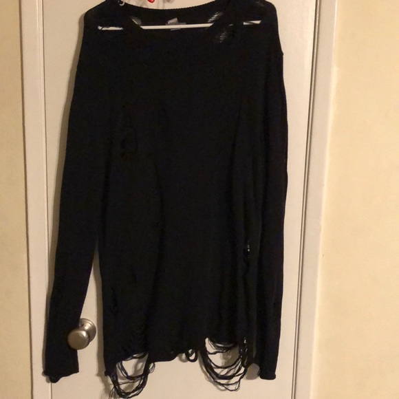 Black cut sweater - Picture 1 of 3